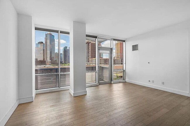 Foto del edificio - 5-19 Borden Ave