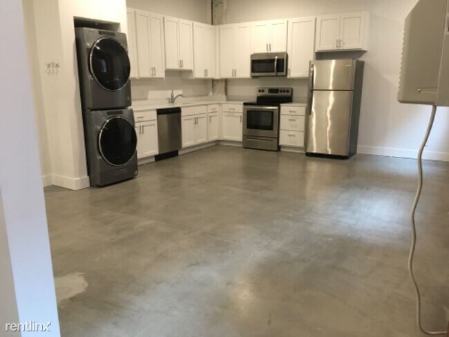 Foto del edificio - 1323 S 9th St