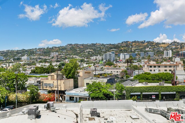 Foto del edificio - 616 N Croft Ave