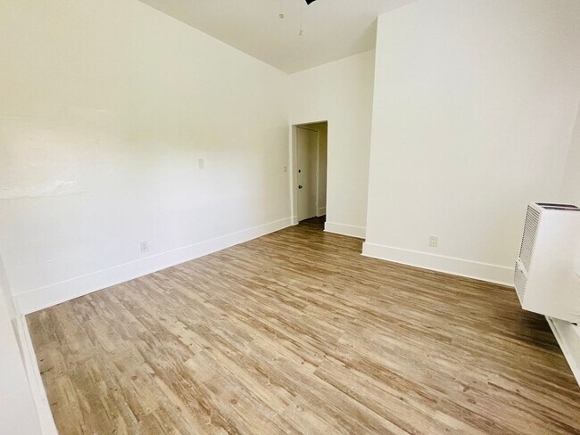 Interior Photo - Regal Lofts