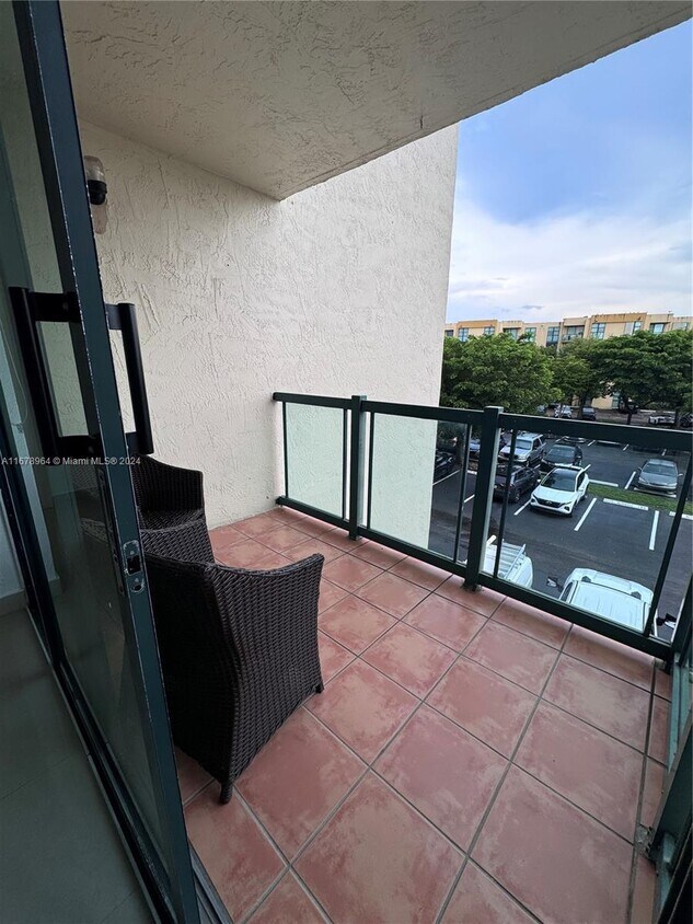Foto principal - 2075 SW 122nd Ave