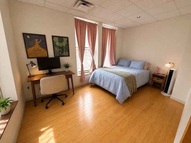 Photo - 72 Kneeland Street Unit 501 Apartment