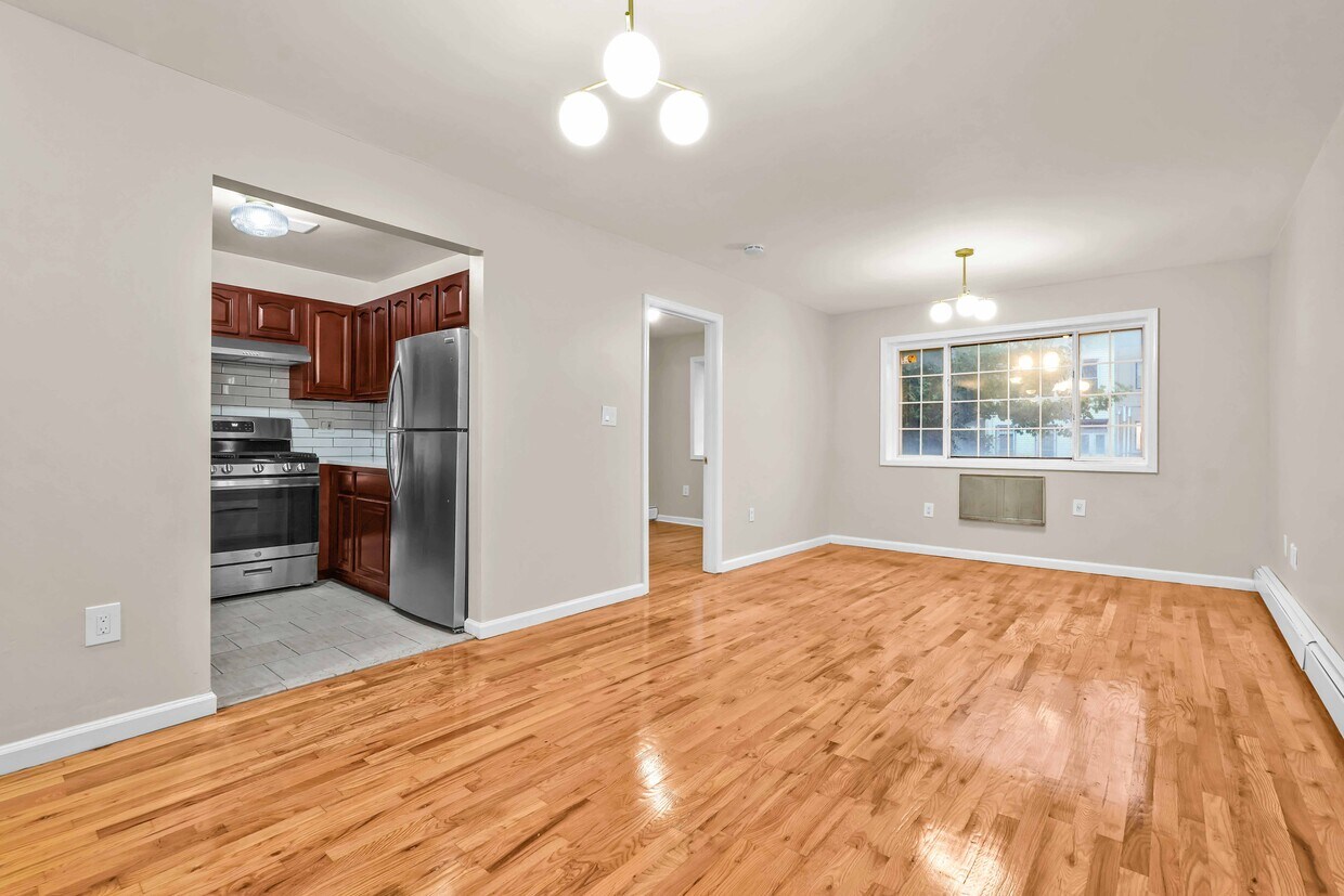 Primary Photo - 202 Nostrand Ave