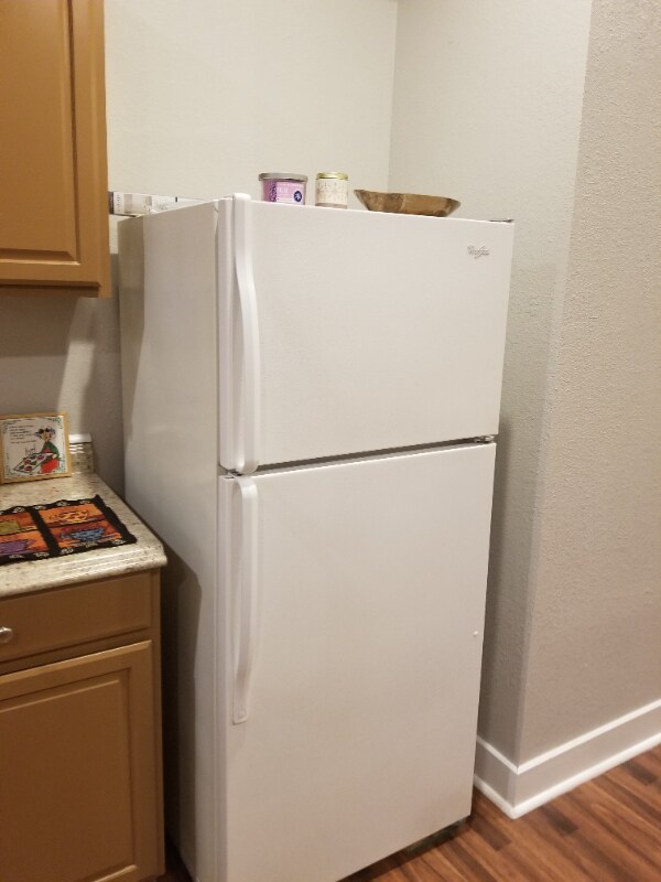 Foto del edificio - 3311 E 19th St