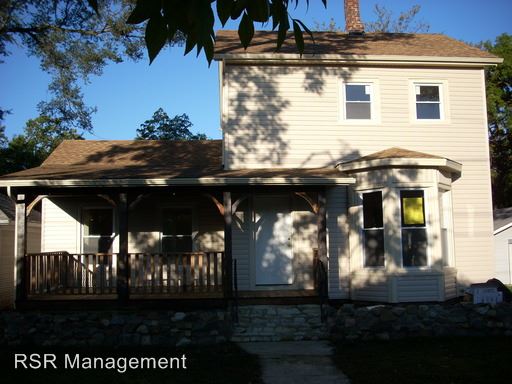 Primary Photo - 326 S Liberty St