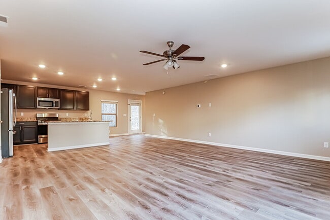 Building Photo - 11994 Guelph Cir