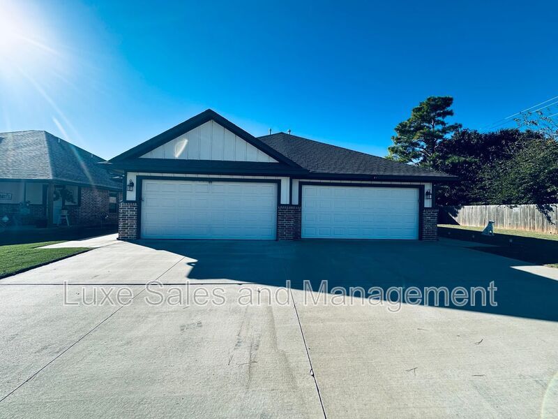Foto principal - 10924 NW 119th St