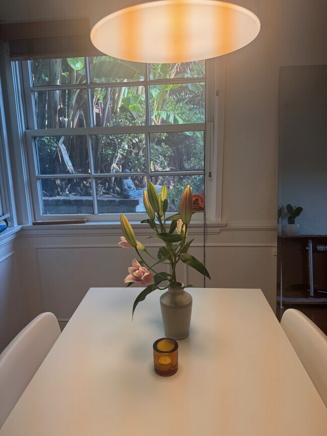 Foto del edificio - 854 Sayre Ln