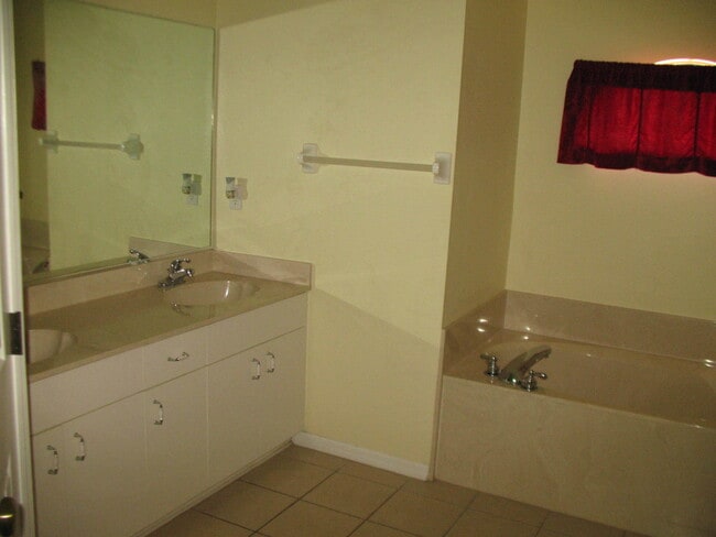 Foto del edificio - 440 Marion Oaks Trail