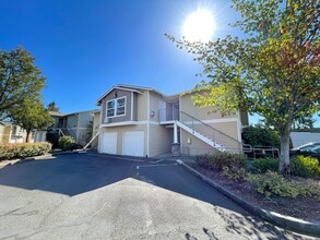 Building Photo - 15066 NW Central Dr