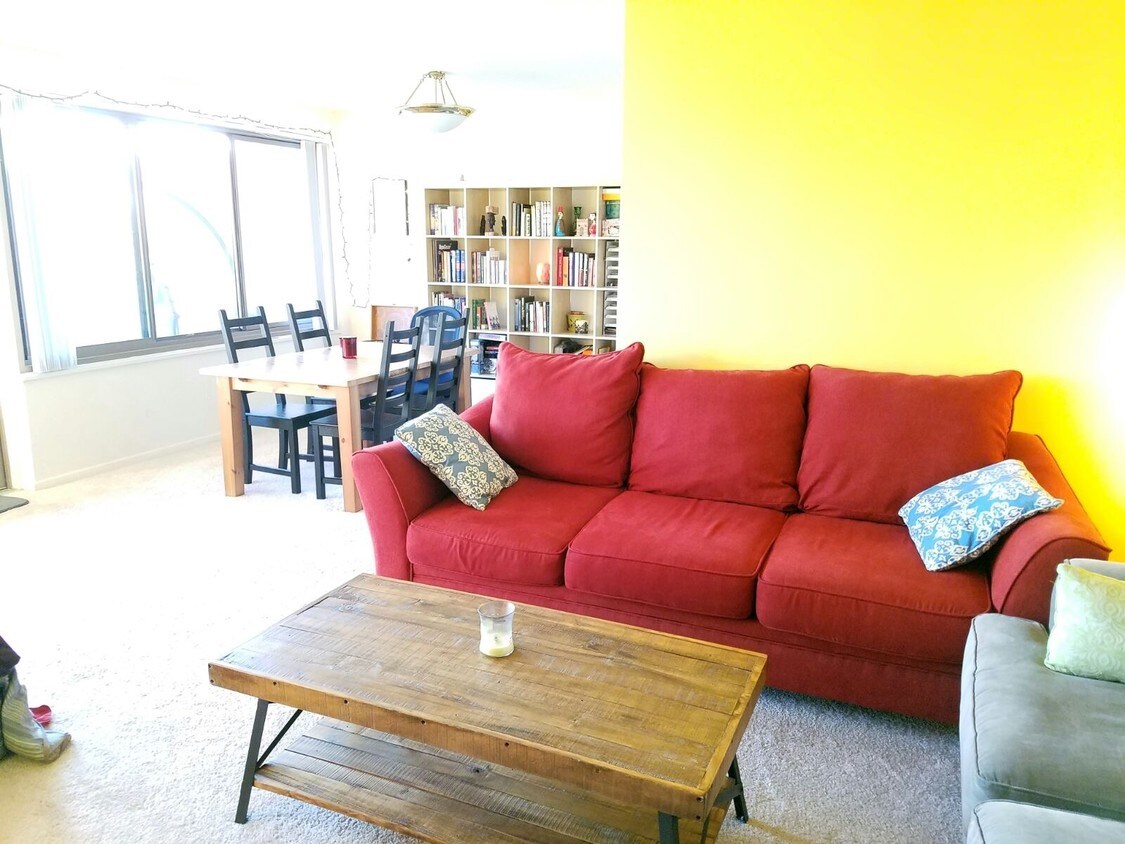 1900 S Eads St, Arlington, VA 22202 Apartments in Arlington, VA