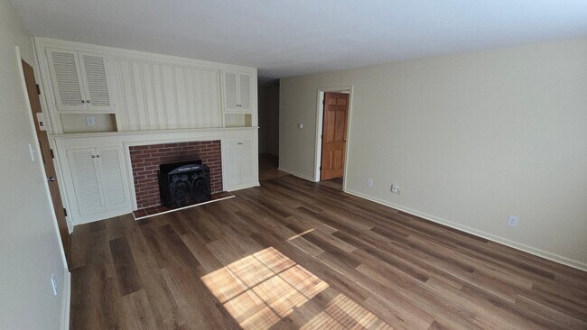 Foto del edificio - 6768 S East St