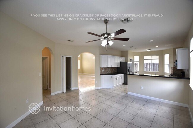 Foto del edificio - 15374 SW 141st Ct