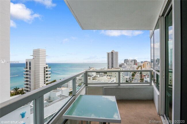 Building Photo - 4401 Collins Ave