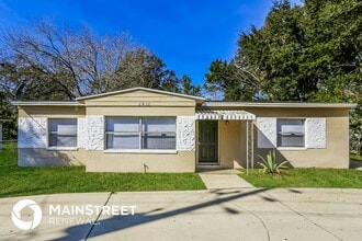 Building Photo - 1411 Palmdale St