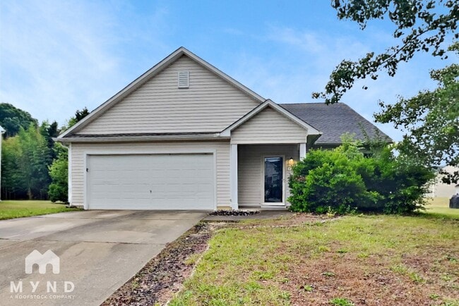 Building Photo - 4076 Clovelly Dr