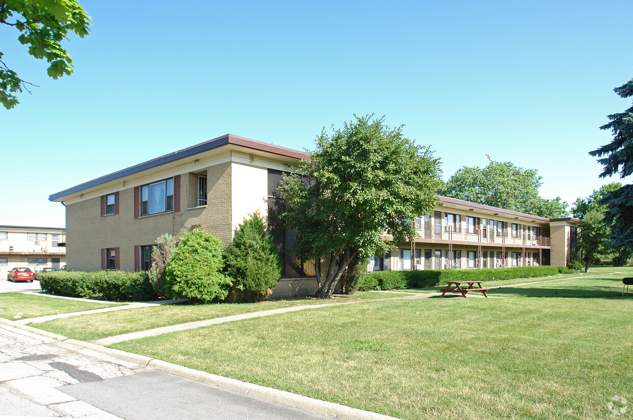 Foto del edificio - 21 King Arthur Dr