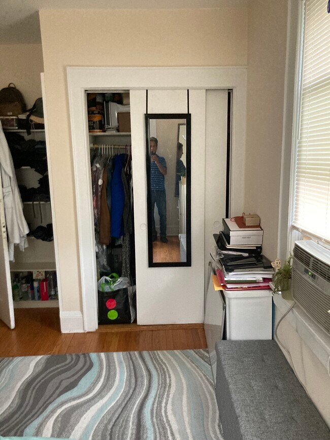 Foto del edificio - 326-1 Wayne St