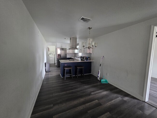 Foto del edificio - 10015 Porto Rico Rd