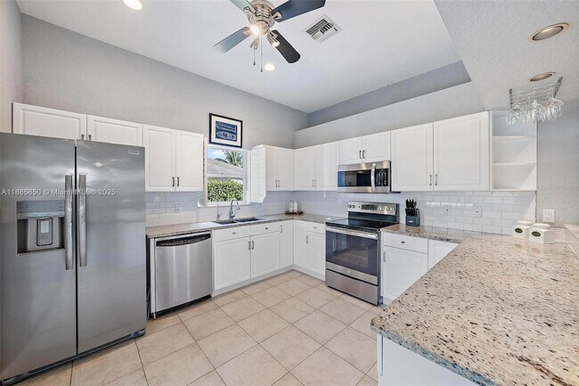 Foto del edificio - 6051 Kendrick St