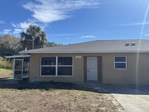 Building Photo - 2217 Leda Ave S