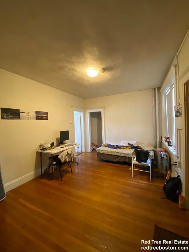 Building Photo - 1171 Boylston St