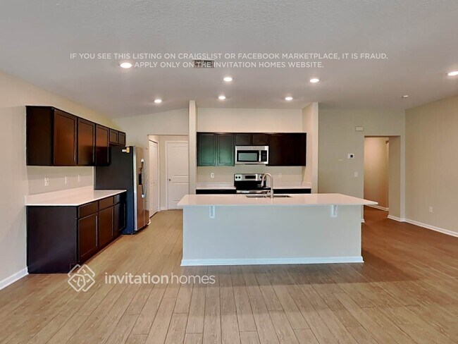 Foto del edificio - 978 Caitlin Loop