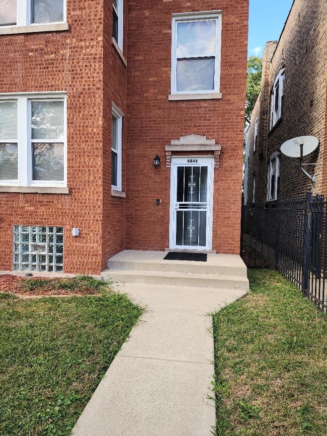 Building Photo - 4846 W Haddon Ave