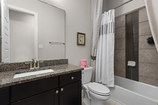 Building Photo - 12515 Cumberland Dr