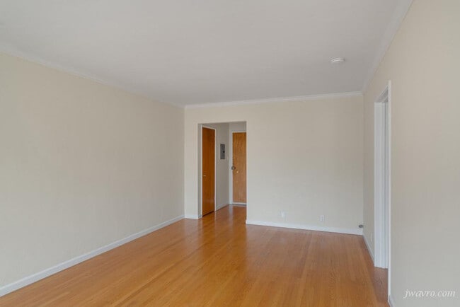 Building Photo - 1930 Franklin St