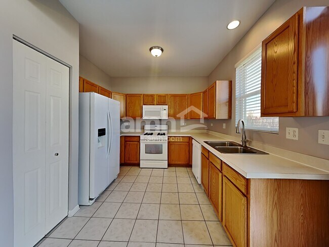 Foto del edificio - 2364 Chesapeake Bay