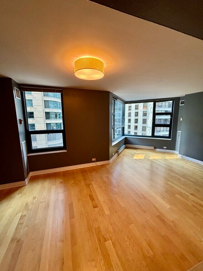 Foto del edificio - 401 E Ontario St