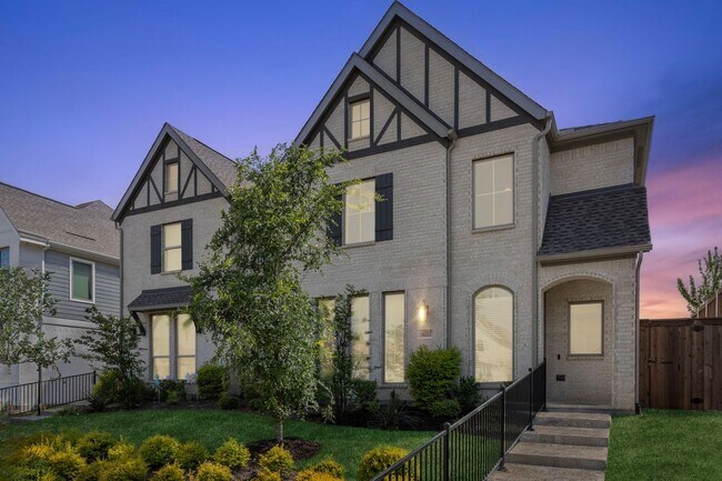 Building Photo - 14213 Walsh Ave