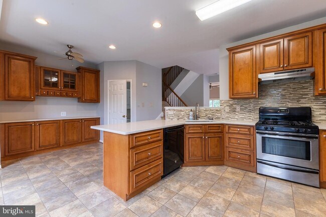 Building Photo - 20283 Glenrobin Terrace