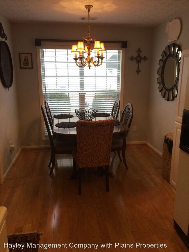 Foto del edificio - 3 br, 2 bath House - 1267 Grove Park