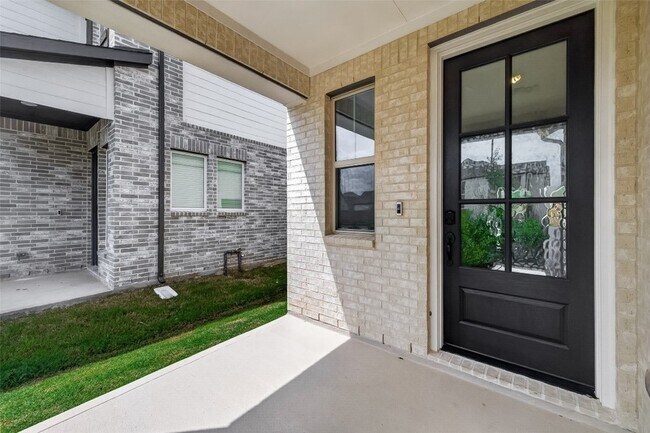 Foto del edificio - 7327 Blue Gentiana Ln