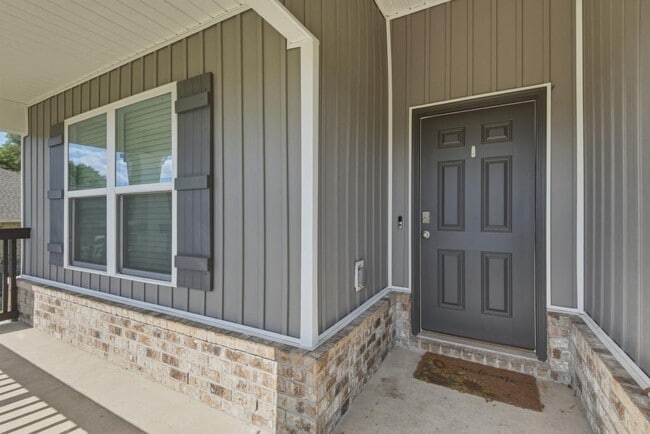 Building Photo - 3284 Chapelwood Dr