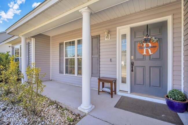 Building Photo - 96 Wintergreen Dr