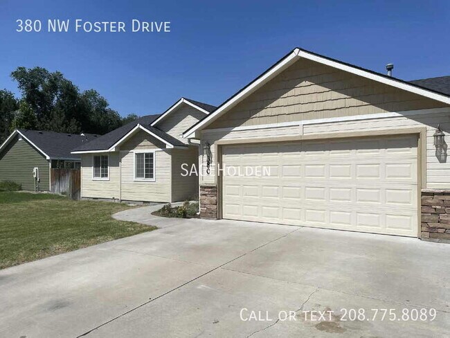 Foto del edificio - 380 NW Foster Dr