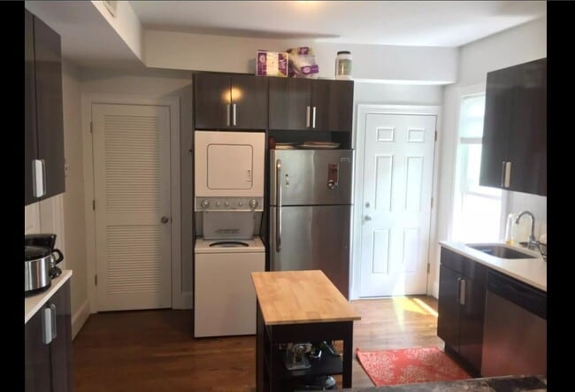 Photo - 27 Marney St Apartment