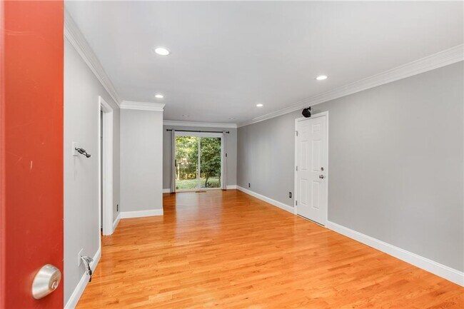 Foto del edificio - 3643 Woodstream Cir NE