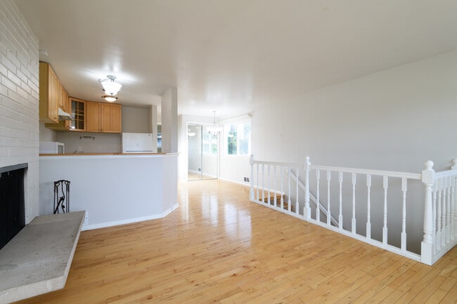 Photo - 901 5th Ave N Townhome