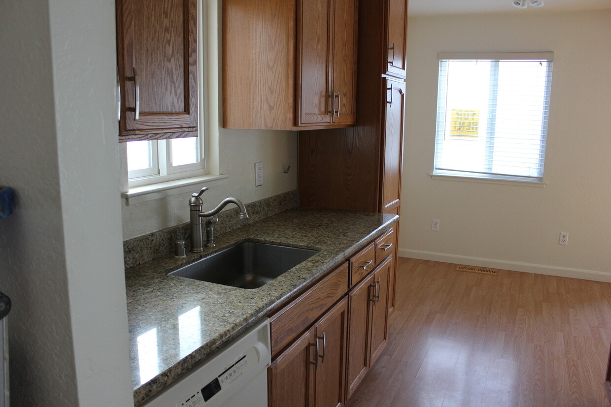 1572 Sunnyvale Ave Unit 29, Walnut Creek, CA 94597 Condo for Rent in