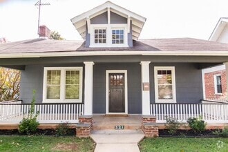 Building Photo - 321 Yeardley Ave