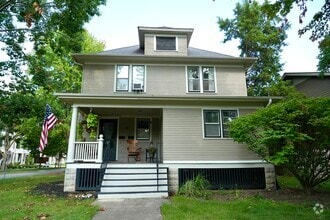 Building Photo - 28 N Wright St