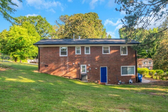 Building Photo - Your home awaits!