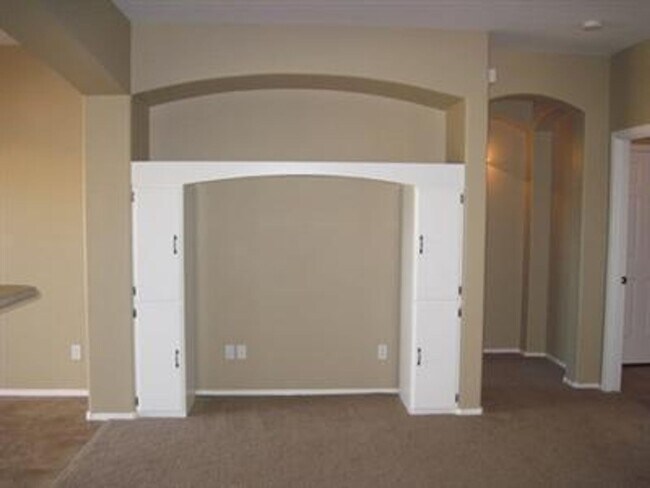 Foto del edificio - 2 Bedroom 2 Bath in Mountain Gate Contact ...