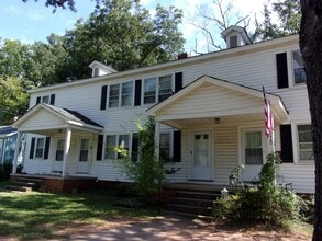 Building Photo - 1050 Ebenezer Ave Ext