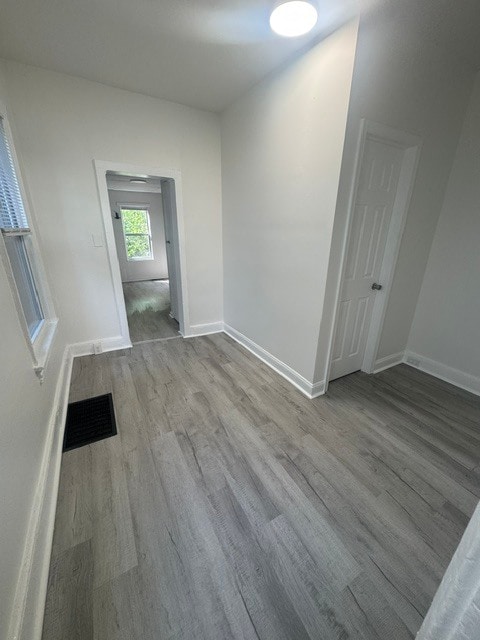 Foto del edificio - 305 N Franklin St