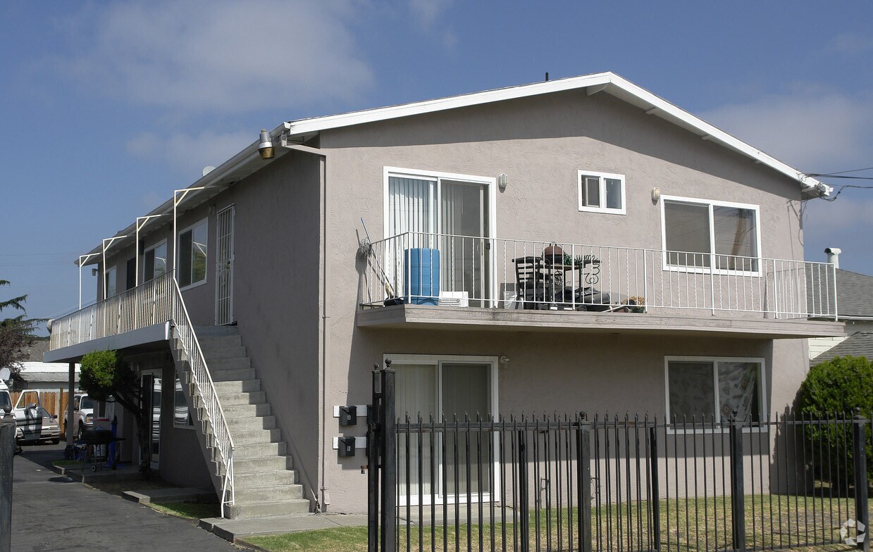 Building Photo - 1145 89th Ave
